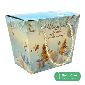 Коробка с ручками-шнурками Золотые елки (700 г)